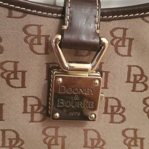 Signature Canvas Dooney & Bourke Hobo Shoulder Bag - Picture 5 of 8